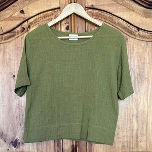 Curator SF 100% woven cotton Hugo tee in fennel XS